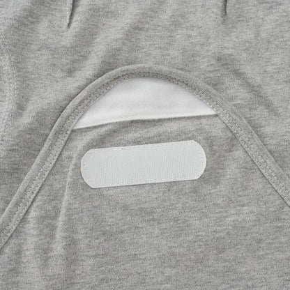 Newborn swaddling clothes scarves baby carriers babies wrapped in the delivery room baby kicks baby sleeping bags hats